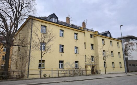 Prodej bytu 1+kk, 25 m² – Praha, Žižkov, ulice V domově