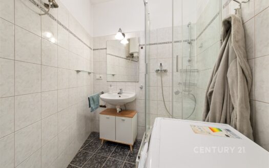 Prodej bytu 1+kk, 35 m² – Praha, Libeň, ulice Prosecká 190