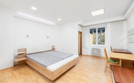 Byt 1+1, 36 m² – Praha, Libeň, ulice Kotlaska na prodej | REALT