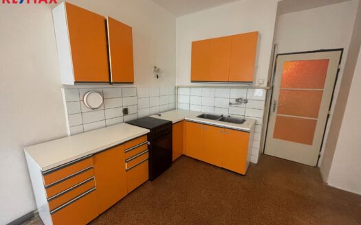 Byt 2+1, 96 m² – Praha, Libeň, ulice Vacínova 1848 k pronájmu | REALT