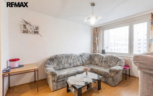 Prodej bytu 2+kk, 36 m² – Praha, Řepy, ulice Laudova 1385